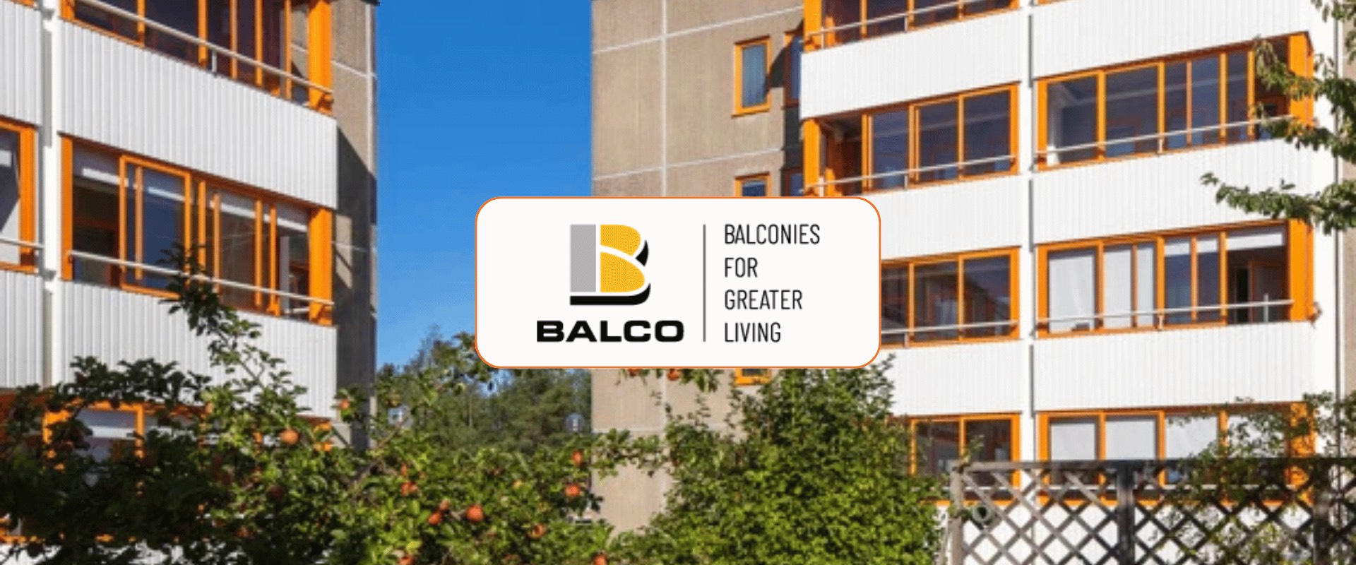 Flerbostadshus med balkonger från Balco